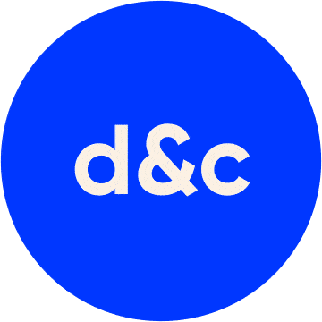 Social Media Content Creator - daren & curtis logo
